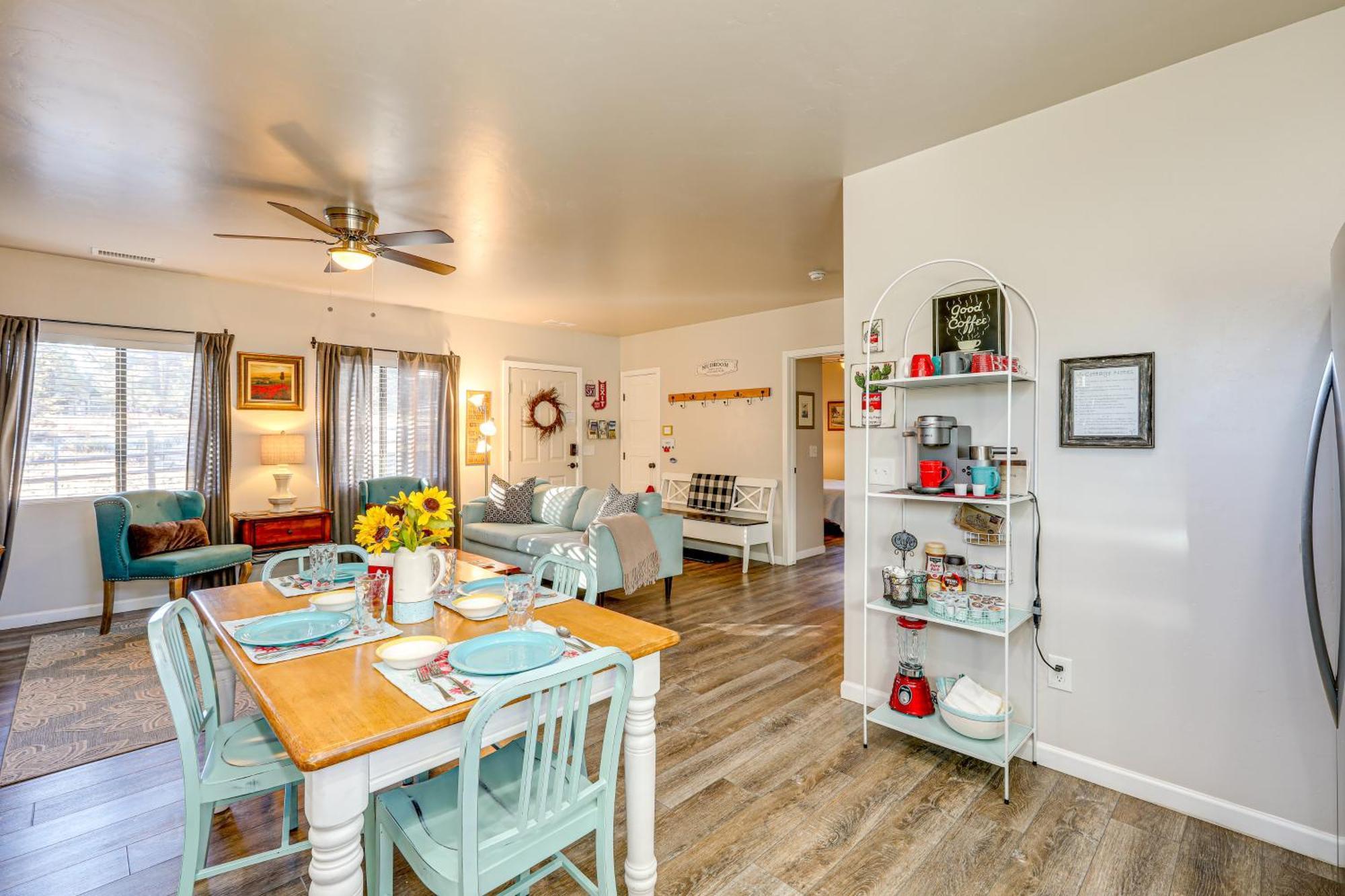 Ski Snow Bowl And Hike Cozy Flagstaff Cottage! Exterior photo